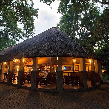 Island Safari Lodge Maun ภายนอก รูปภาพ